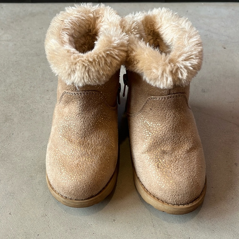 Cat & Jack faux fur lined boots